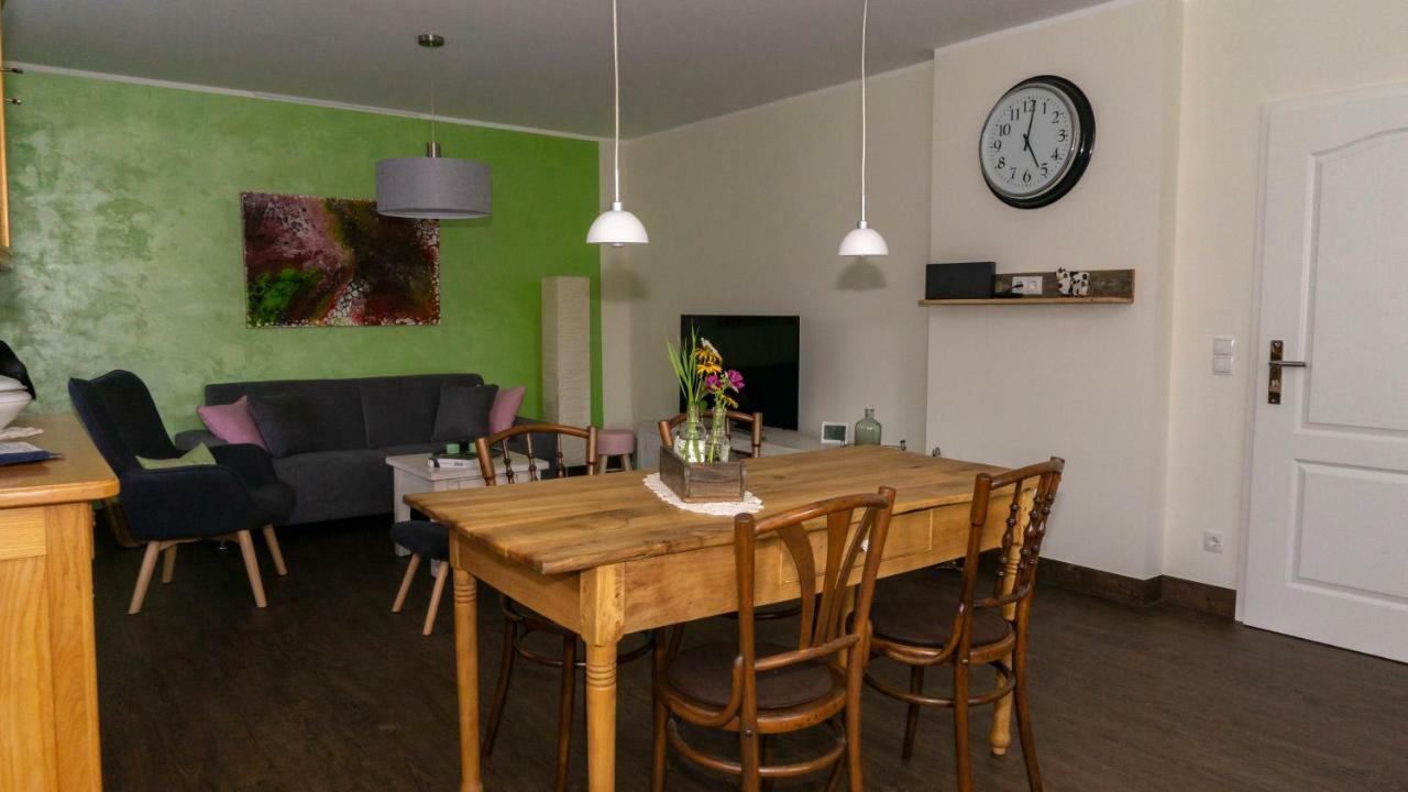 Ferienhaus Alte Schule Volkesfeld Eksteriør billede
